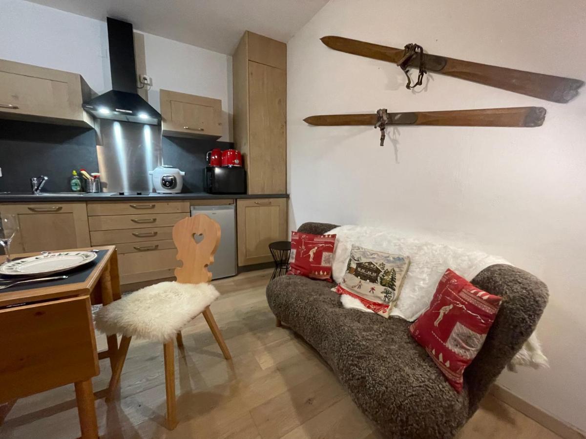 Апартаменти T2 30M2 Plein Centre, Lit Fait, Linge Fourni, Wifi Котеретс Екстер'єр фото